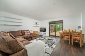 Gorgeous House, 5 Beds, Amazing transport links